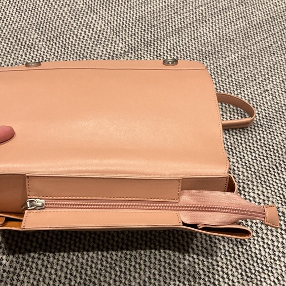 *last call* PIXIE MOOD peach convertible backpack - Picture 9 of 10